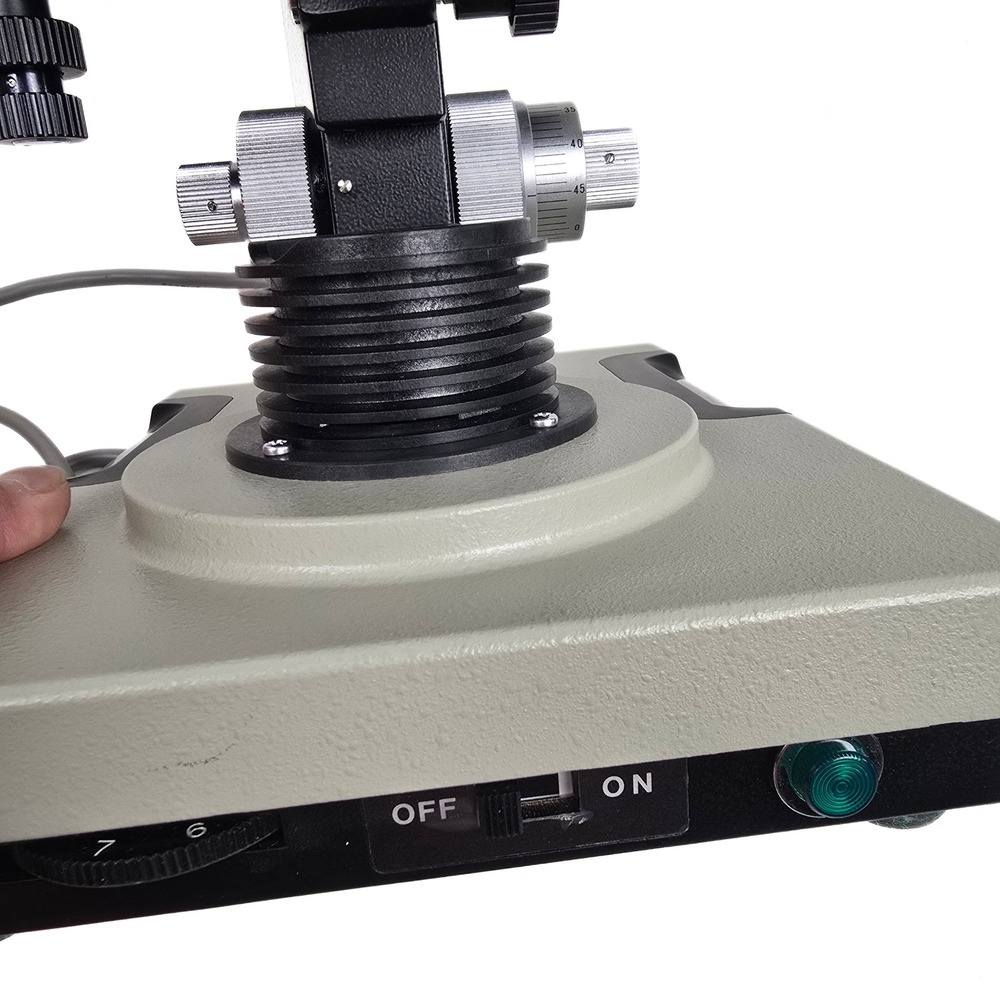 Vintage Bausch & Lomb Galen II Compound‎ Microscope, circa 1980s, Made in Japan. - Picture 17 of 17